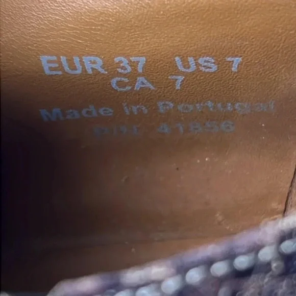 & Other Stories Snakeskin Pointed Toe Ankle Chelsea Bootie Stacked Heel Size 7 - Picture 13 of 13